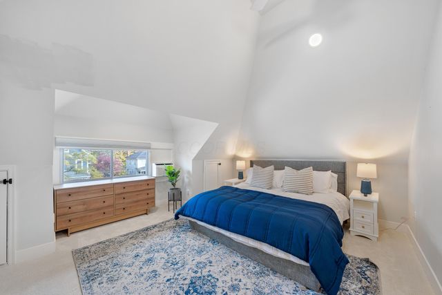 103 Oak Hill Avenue, Delaware, OH 43015