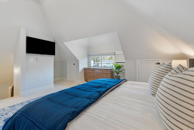 103 Oak Hill Avenue, Delaware, OH 43015