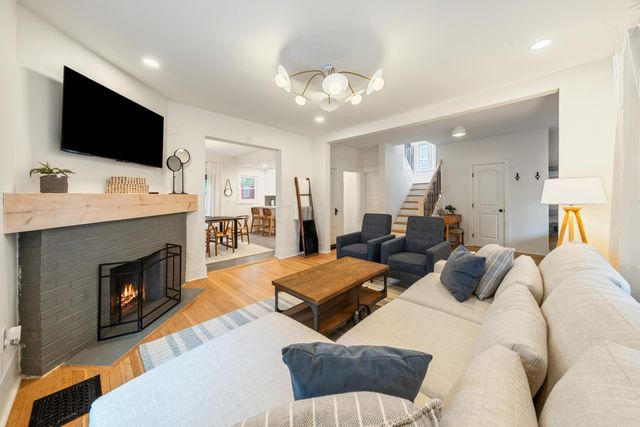 103 Oak Hill Avenue, Delaware, OH 43015