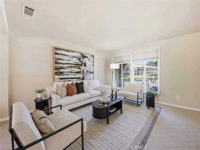 24369 La Glorita, Newhall, CA 91321