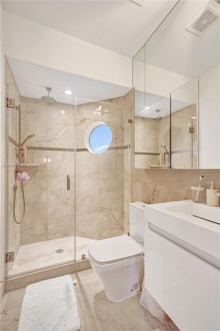1662 Diplomat Drive, Miami, FL 33179