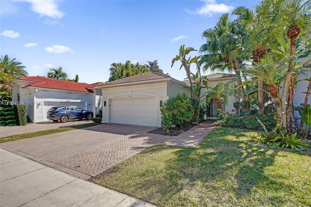 1662 Diplomat Drive, Miami, FL 33179