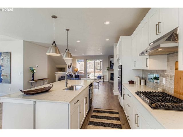 12919 Nw RAMONA Ln A6, Portland, OR 97229