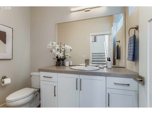 12919 Nw RAMONA Ln A6, Portland, OR 97229