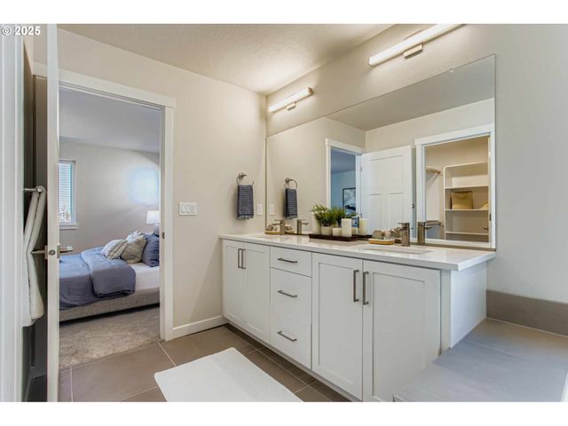 12919 Nw RAMONA Ln A6, Portland, OR 97229