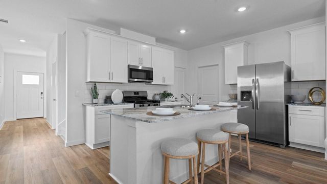 3433 Wild Mustang Street, League City, TX 77511