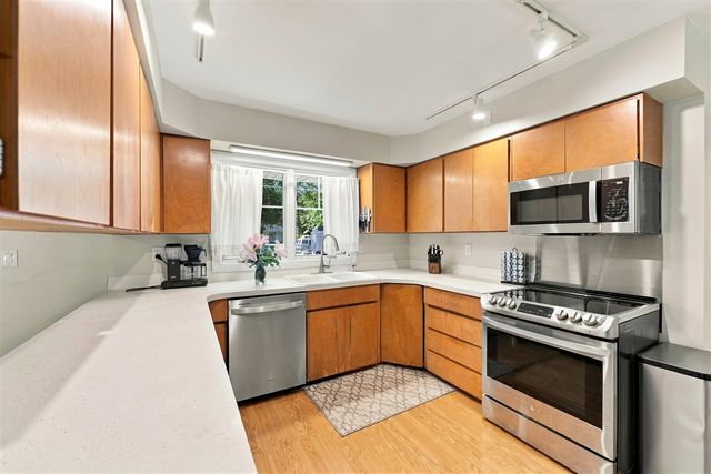 5185 S 11th Street, Kalamazoo, MI 49009