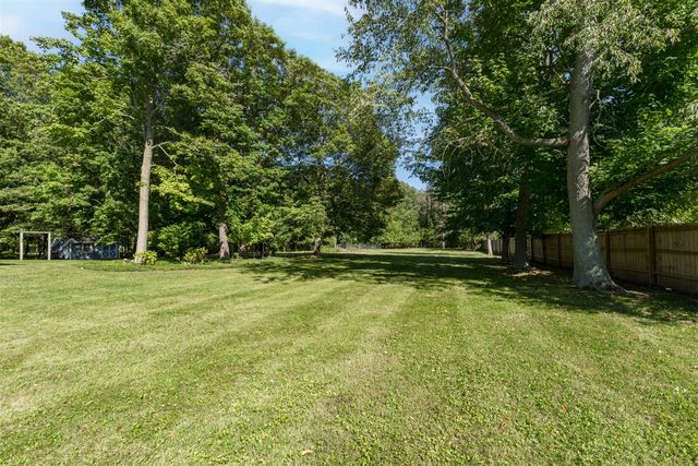 5185 S 11th Street, Kalamazoo, MI 49009