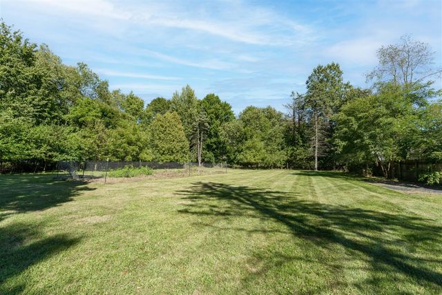 5185 S 11th Street, Kalamazoo, MI 49009