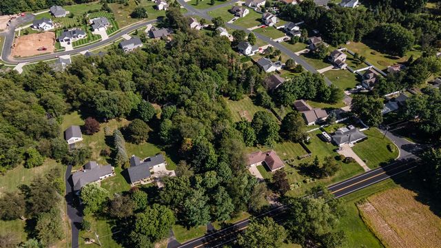 5185 S 11th Street, Kalamazoo, MI 49009