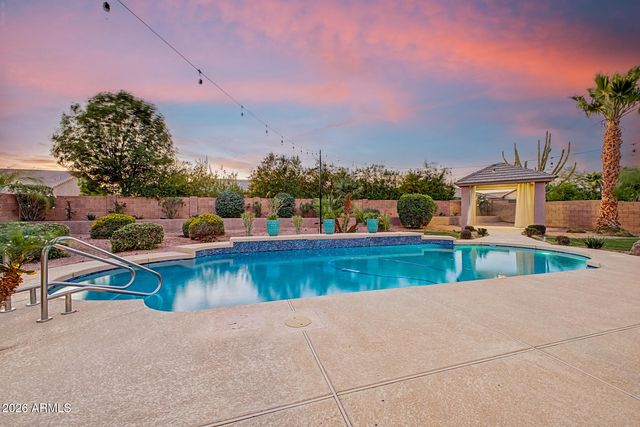 15238 W BECKER Lane, Surprise, AZ 85379