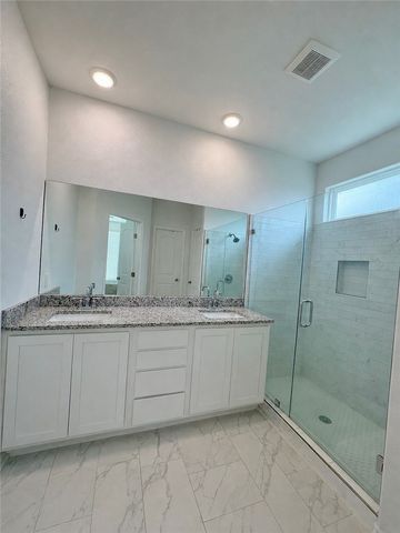 3401 Travis Ct, Corpus Christi, TX 78414