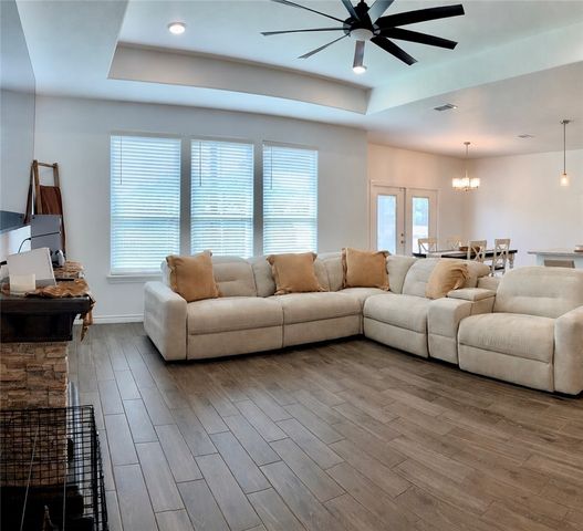 3401 Travis Ct, Corpus Christi, TX 78414