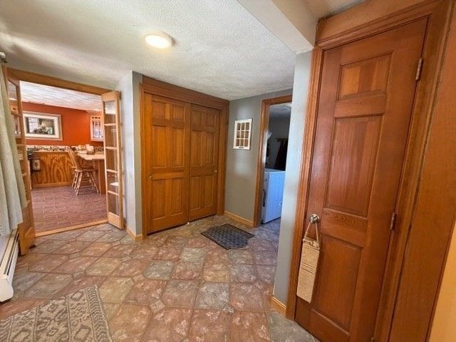 106 Seymour St, Berkley, MA 02779