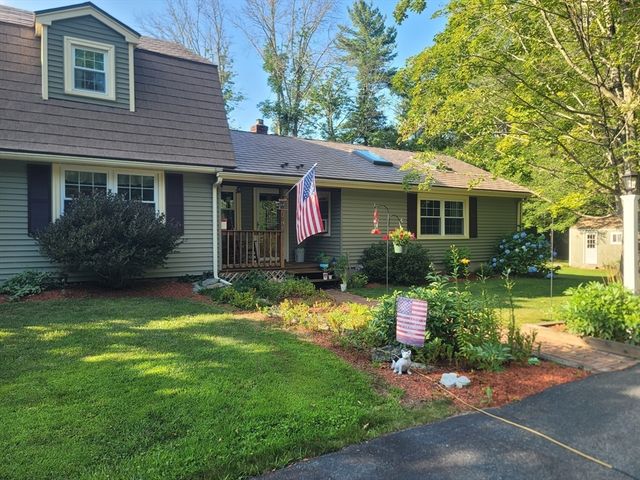 106 Seymour St, Berkley, MA 02779