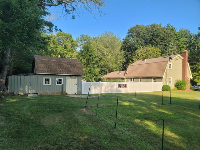 106 Seymour St, Berkley, MA 02779