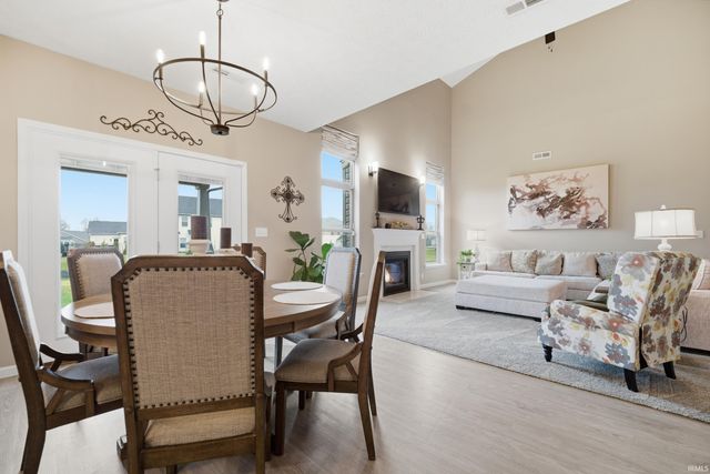 4336 Admirals Cove Drive, Lafayette, IN 47909