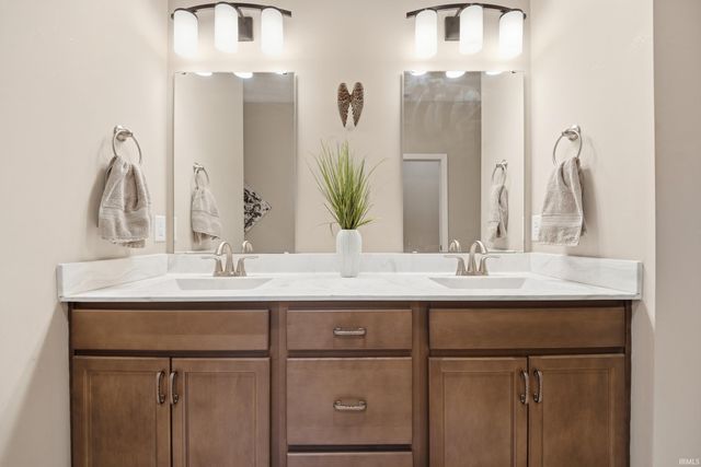 4336 Admirals Cove Drive, Lafayette, IN 47909