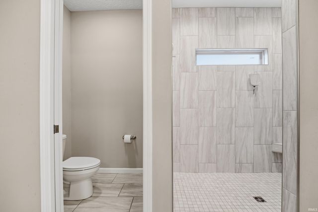 4336 Admirals Cove Drive, Lafayette, IN 47909