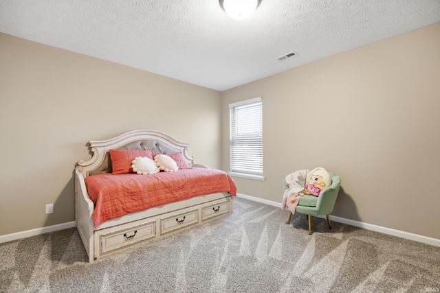 4336 Admirals Cove Drive, Lafayette, IN 47909