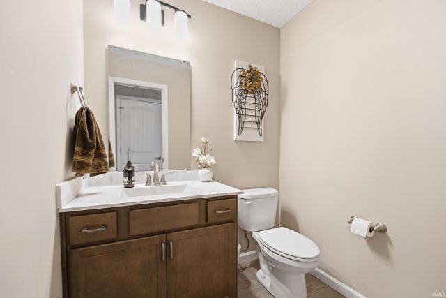 4336 Admirals Cove Drive, Lafayette, IN 47909