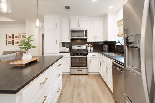 4700 Kensington Road, Bryan, TX 77802