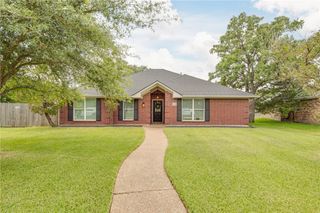 4700 Kensington Road, Bryan, TX 77802