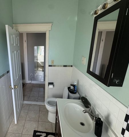 1568 Commonwealth Ave 12, Boston, MA 02135