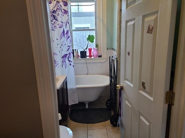 1568 Commonwealth Ave 12, Boston, MA 02135