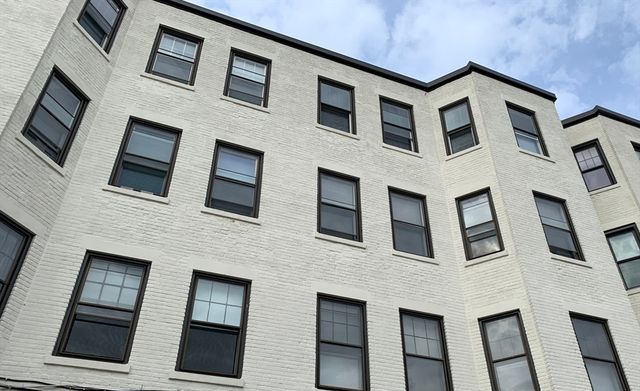 1568 Commonwealth Ave 12, Boston, MA 02135