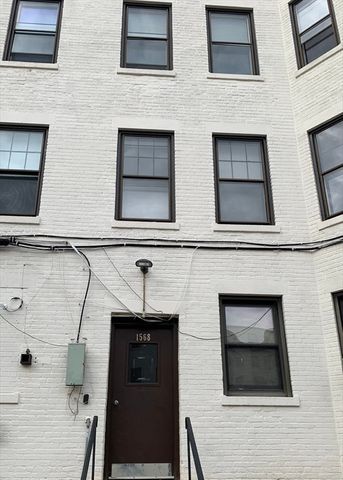 1568 Commonwealth Ave 12, Boston, MA 02135