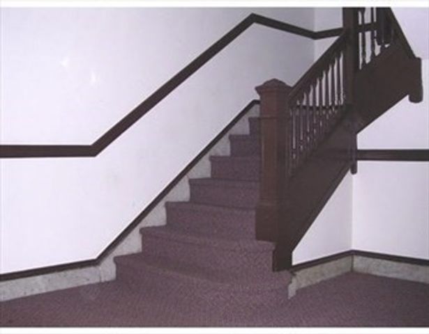 1568 Commonwealth Ave 12, Boston, MA 02135