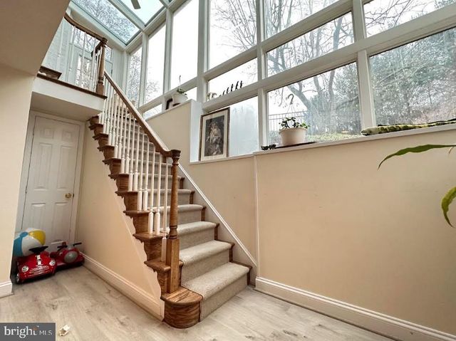 9915 GLEN ROAD, Potomac, MD 20854