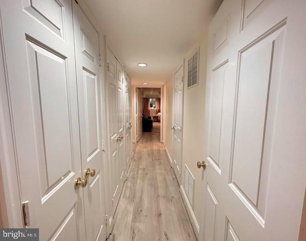 9915 GLEN ROAD, Potomac, MD 20854