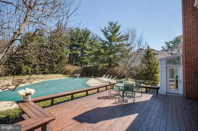 9915 GLEN ROAD, Potomac, MD 20854