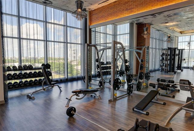 4010 S Ocean Dr R2106, Hollywood, FL 33019