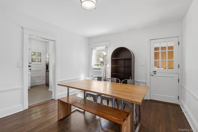 222 Carol Avenue Right Side, Pelham, NY 10803
