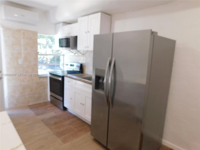 10945 NW 19th Ave B, Miami, FL 33167