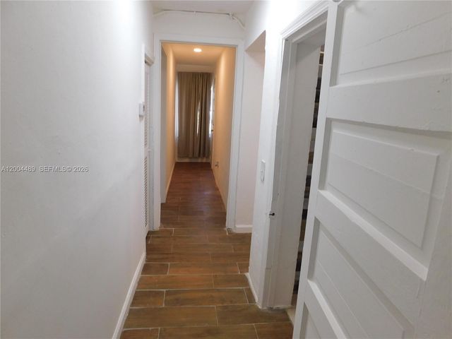 10945 NW 19th Ave B, Miami, FL 33167