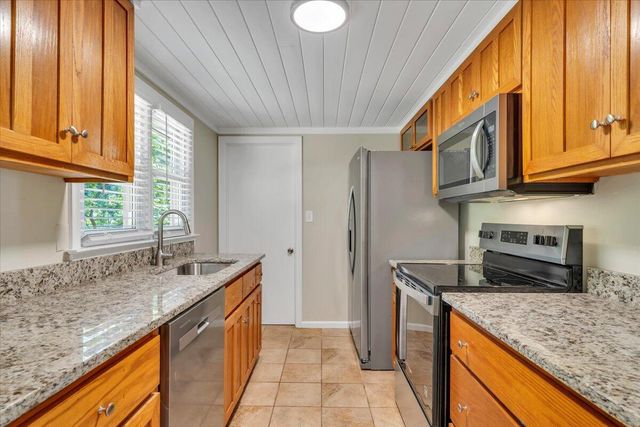 433 Dogwood Hill RD, Boones Mill, VA 24065