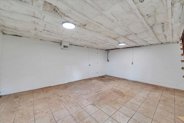 433 Dogwood Hill RD, Boones Mill, VA 24065