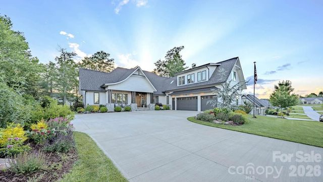 73 Angelina Lane, Mills River, NC 28759
