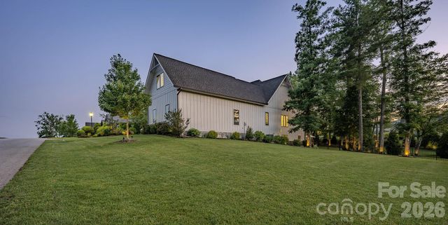 73 Angelina Lane, Mills River, NC 28759