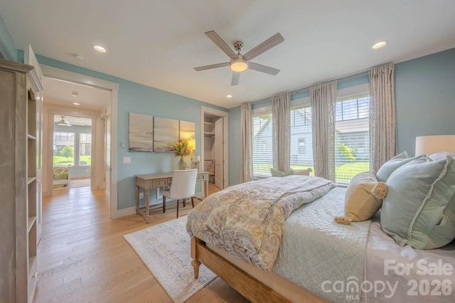 73 Angelina Lane, Mills River, NC 28759