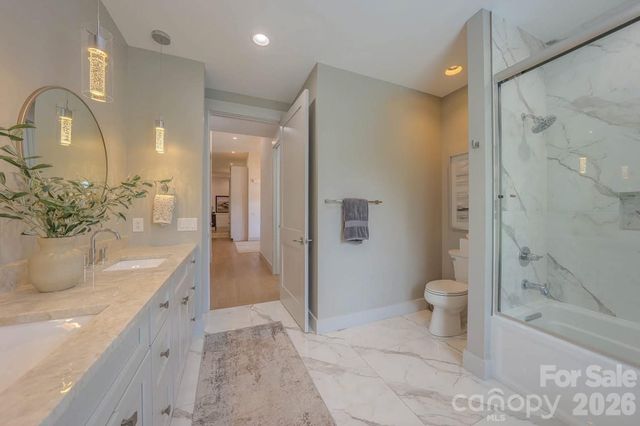 73 Angelina Lane, Mills River, NC 28759