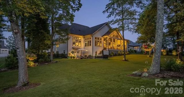 73 Angelina Lane, Mills River, NC 28759