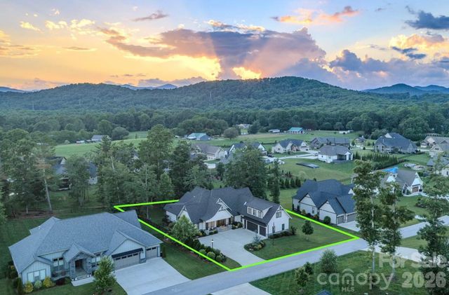 73 Angelina Lane, Mills River, NC 28759