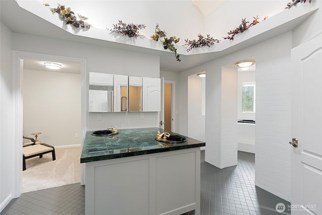 8480 Thompson Beach Road, Anacortes, WA 98221