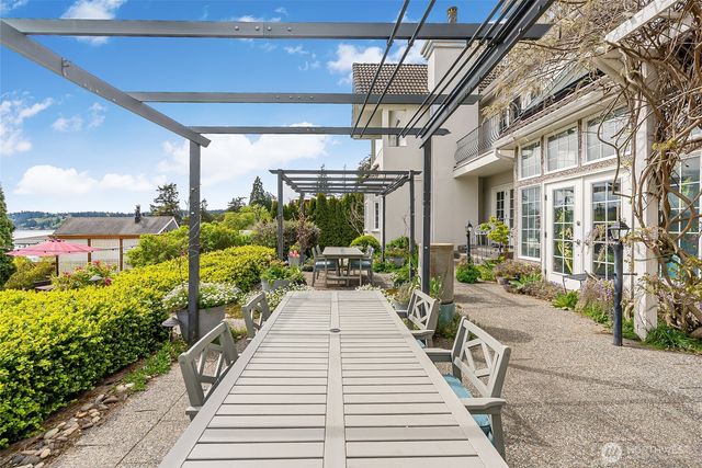 8480 Thompson Beach Road, Anacortes, WA 98221