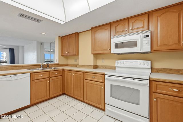 1513 Ocean Shore Blvd Apt E4, Ormond Beach, FL 32176